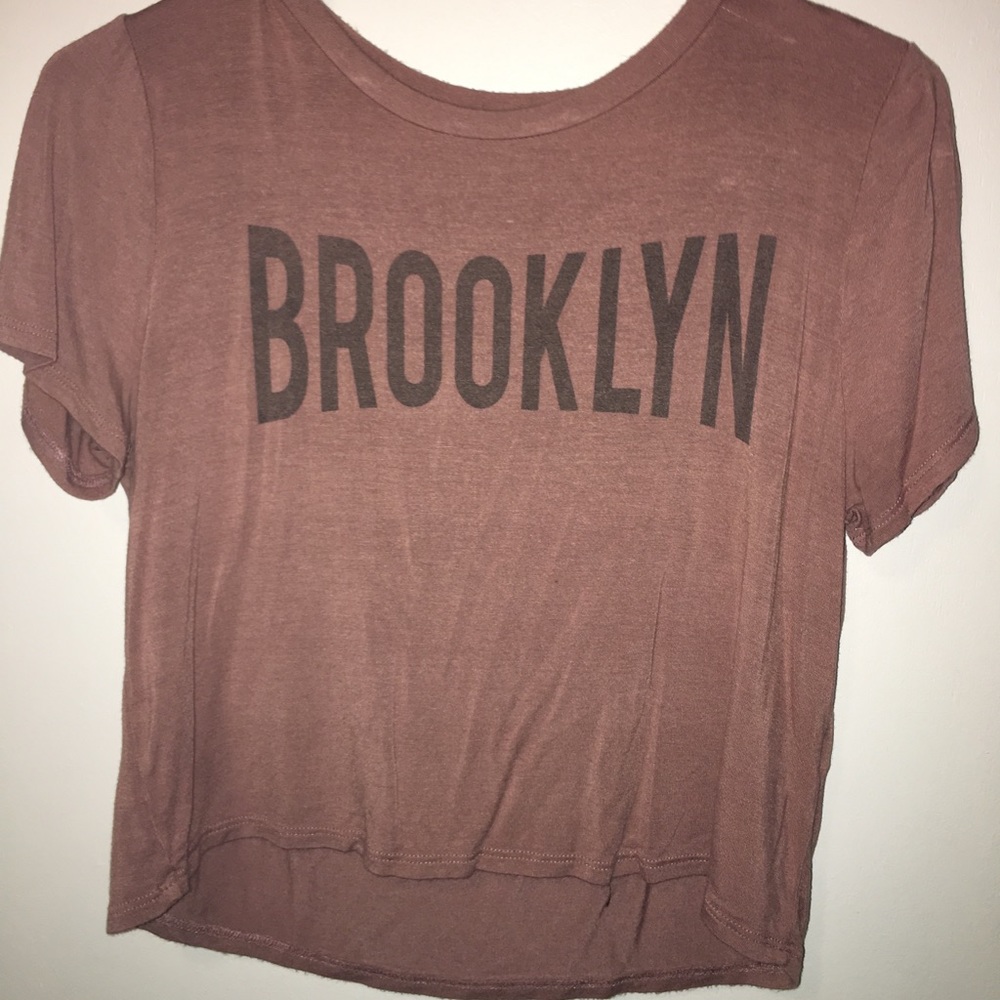 Brooklyn mauve crop top short sleeved size m